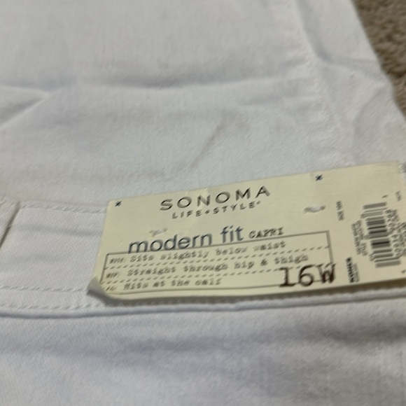 Sonoma Life & Style Denim
Capri Modern Fit White Size 16W NWT - Picture 5 of 5